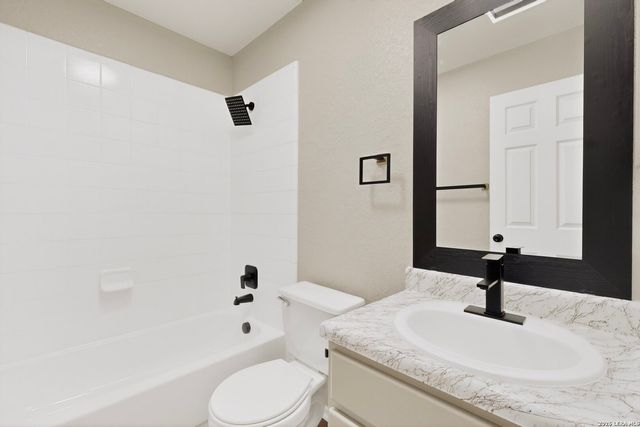 2614 Brighton Park, Converse, TX 78109