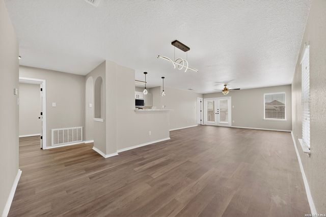 2614 Brighton Park, Converse, TX 78109