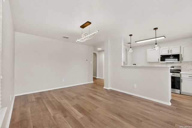 2614 Brighton Park, Converse, TX 78109