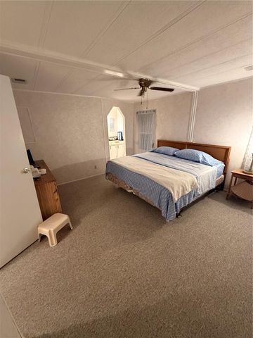 201 N FIJI CIRCLE, Englewood, FL 34223
