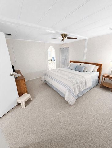 201 N FIJI CIRCLE, Englewood, FL 34223