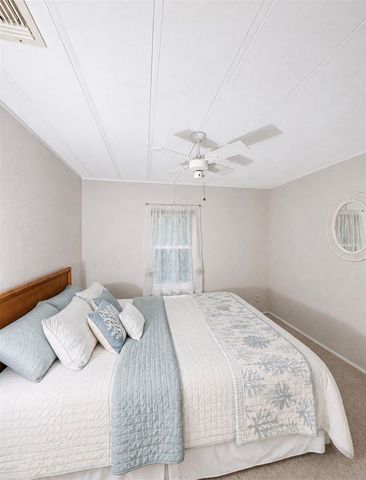 201 N FIJI CIRCLE, Englewood, FL 34223