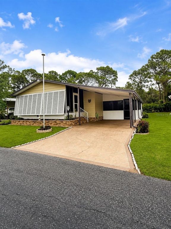 201 N FIJI CIRCLE, Englewood, FL 34223