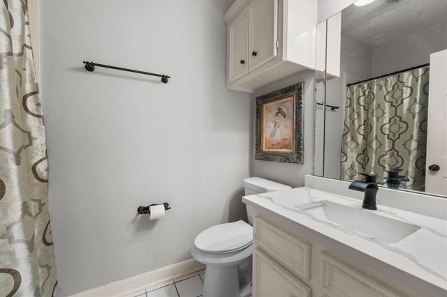 11823 Parkriver Drive, Houston, TX 77070