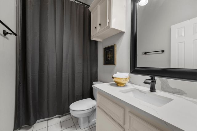 11823 Parkriver Drive, Houston, TX 77070