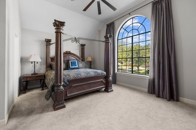 11823 Parkriver Drive, Houston, TX 77070
