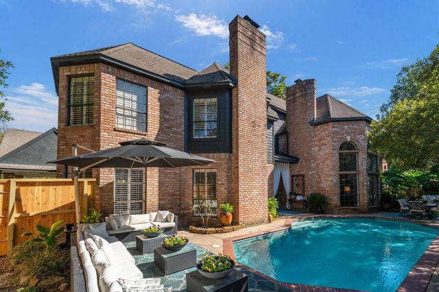 11823 Parkriver Drive, Houston, TX 77070