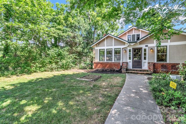 22 Fenner Avenue, Asheville, NC 28804
