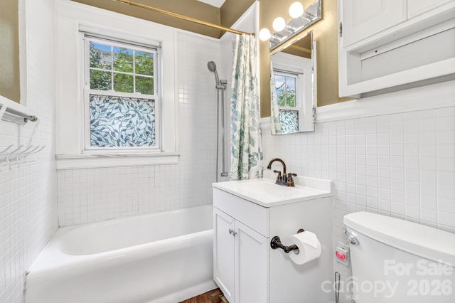 22 Fenner Avenue, Asheville, NC 28804