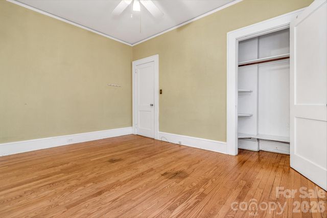 22 Fenner Avenue, Asheville, NC 28804