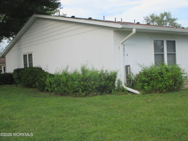 365F Chesterfield Court, Lakewood, NJ 08701