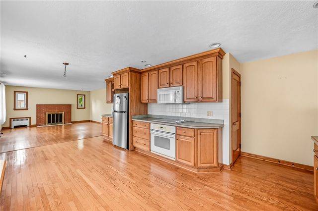 1278 Ashton Rd, Sharon, PA 16146