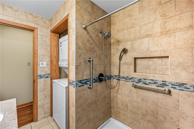 1278 Ashton Rd, Sharon, PA 16146