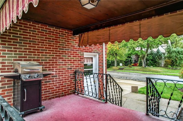 1278 Ashton Rd, Sharon, PA 16146