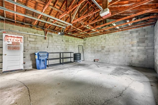 1278 Ashton Rd, Sharon, PA 16146