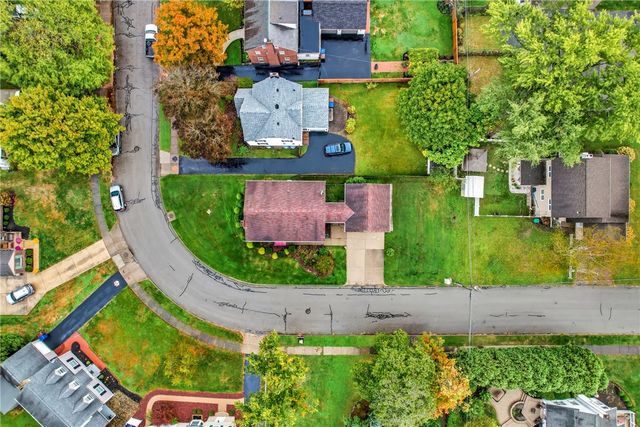 1278 Ashton Rd, Sharon, PA 16146