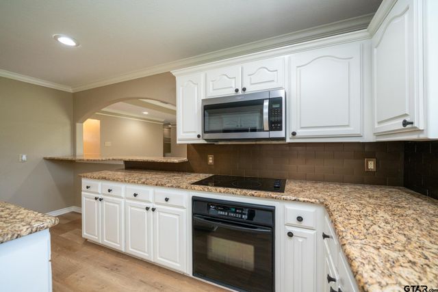 213 Cr 3527, Bullard, TX 75757