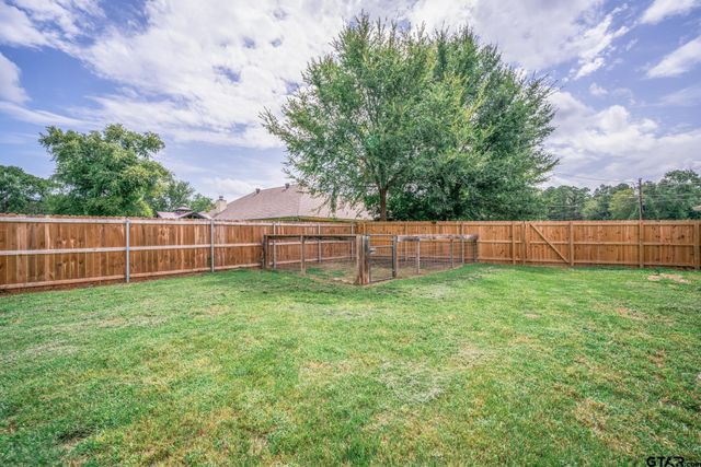 213 Cr 3527, Bullard, TX 75757