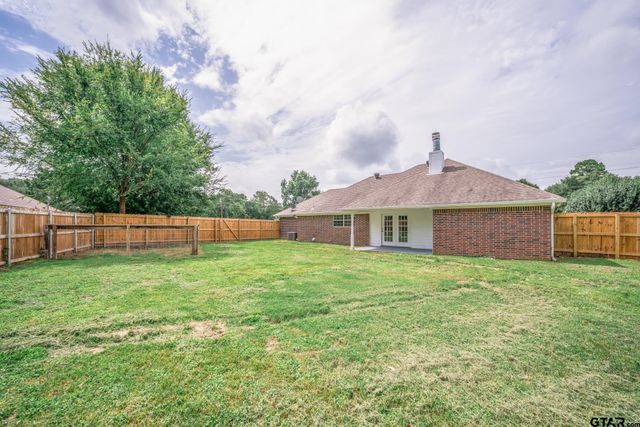 213 Cr 3527, Bullard, TX 75757
