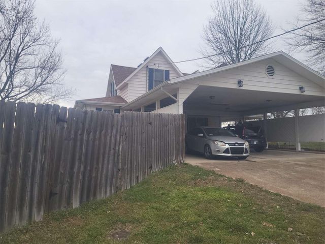 308 W Pennington Avenue, Ava, MO 65608