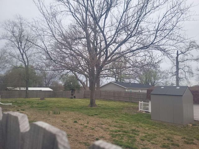 308 W Pennington Avenue, Ava, MO 65608