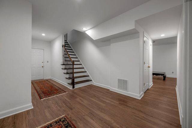 2385 The Woods Lane, Lexington, KY 40502