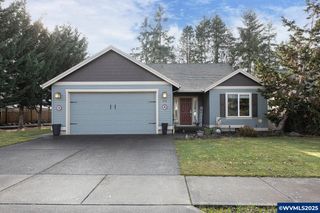 940 Hayes St, Mt Angel, OR 97362