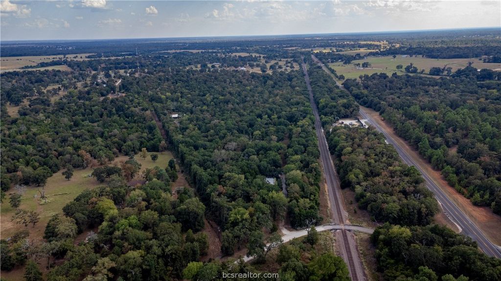 8888 County Road 472, Normangee, TX 77871 — exterior