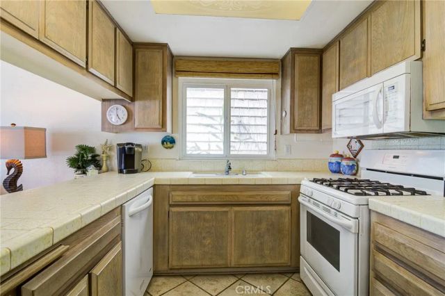 110 31st Street A, Newport Beach, CA 92663