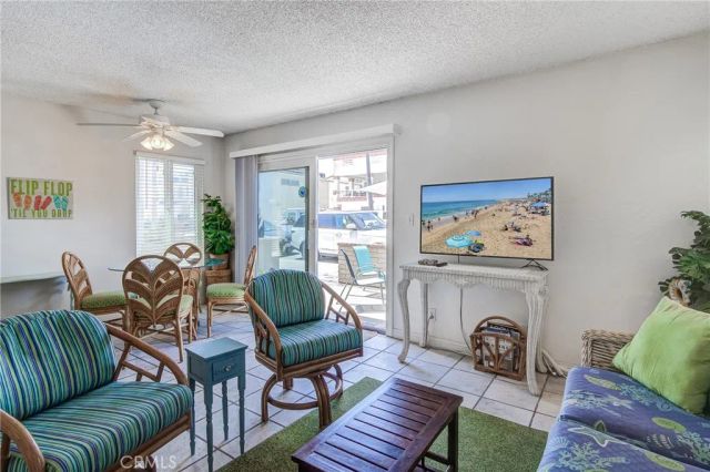 110 31st Street A, Newport Beach, CA 92663