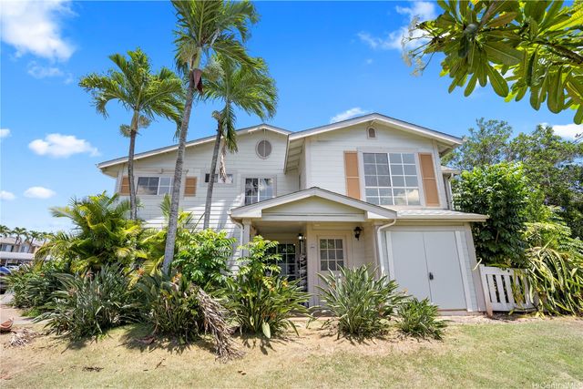 94-686 Lumiauau Street UU204, Waipahu, HI 96797