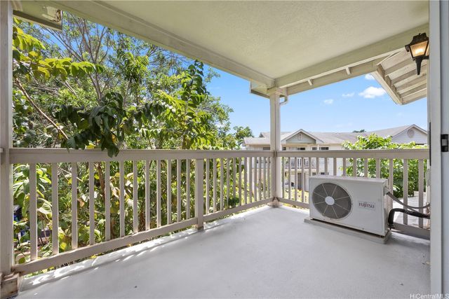 94-686 Lumiauau Street UU204, Waipahu, HI 96797