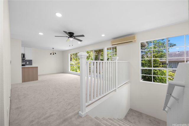 94-686 Lumiauau Street UU204, Waipahu, HI 96797