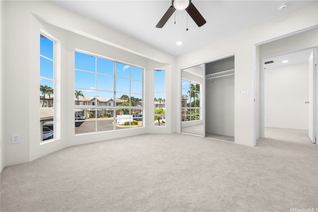 94-686 Lumiauau Street UU204, Waipahu, HI 96797