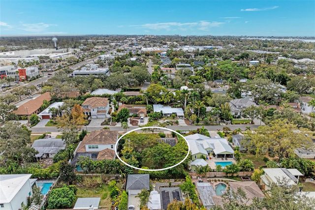 1925 MAGNOLIA STREET, Sarasota, FL 34239