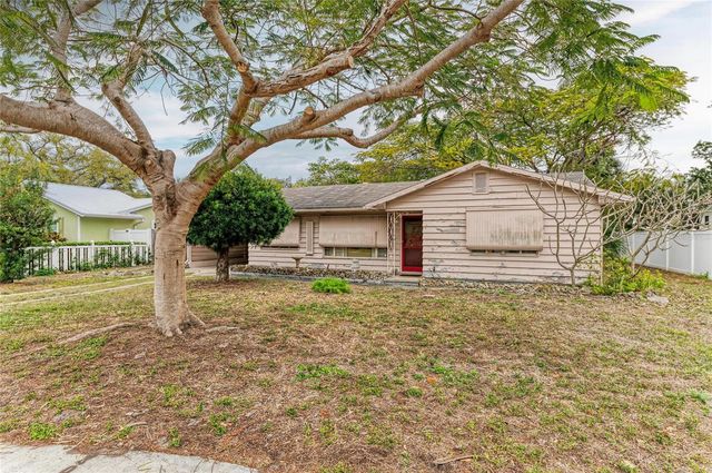 1925 MAGNOLIA STREET, Sarasota, FL 34239