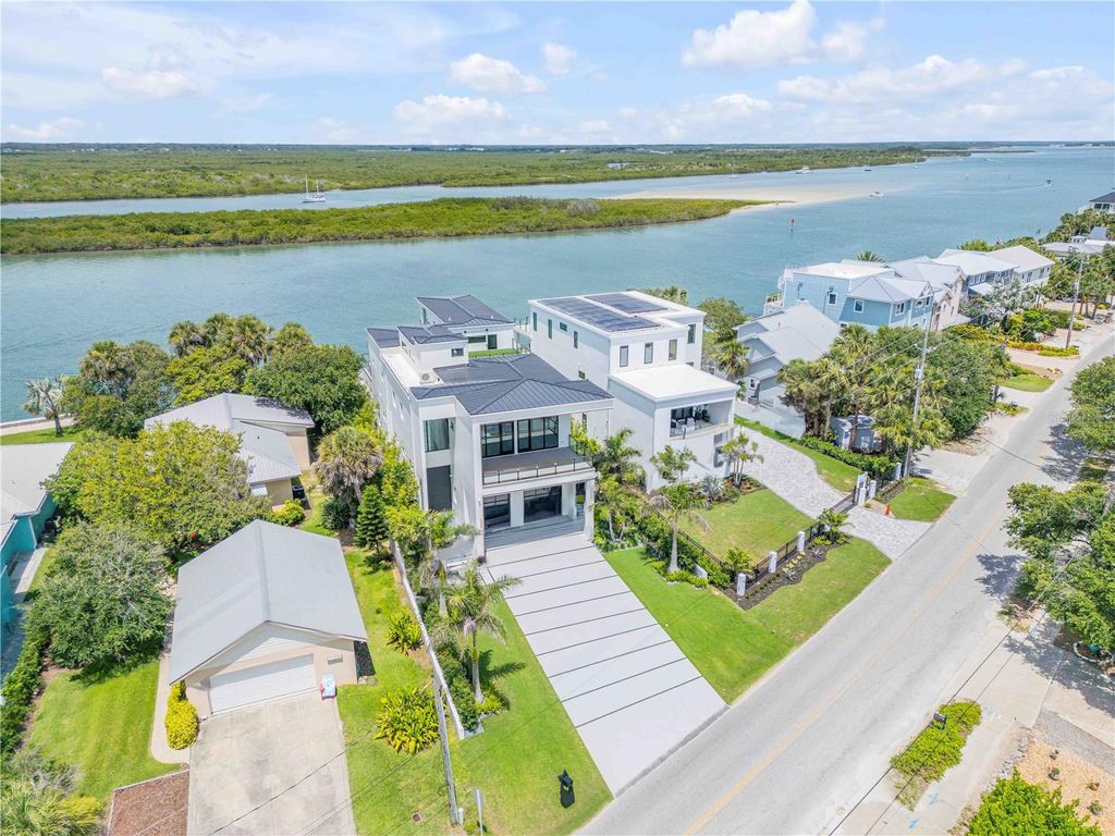 Image 1 of property listing at 1194 N PENINSULA, New Smyrna Beach, FL 32169