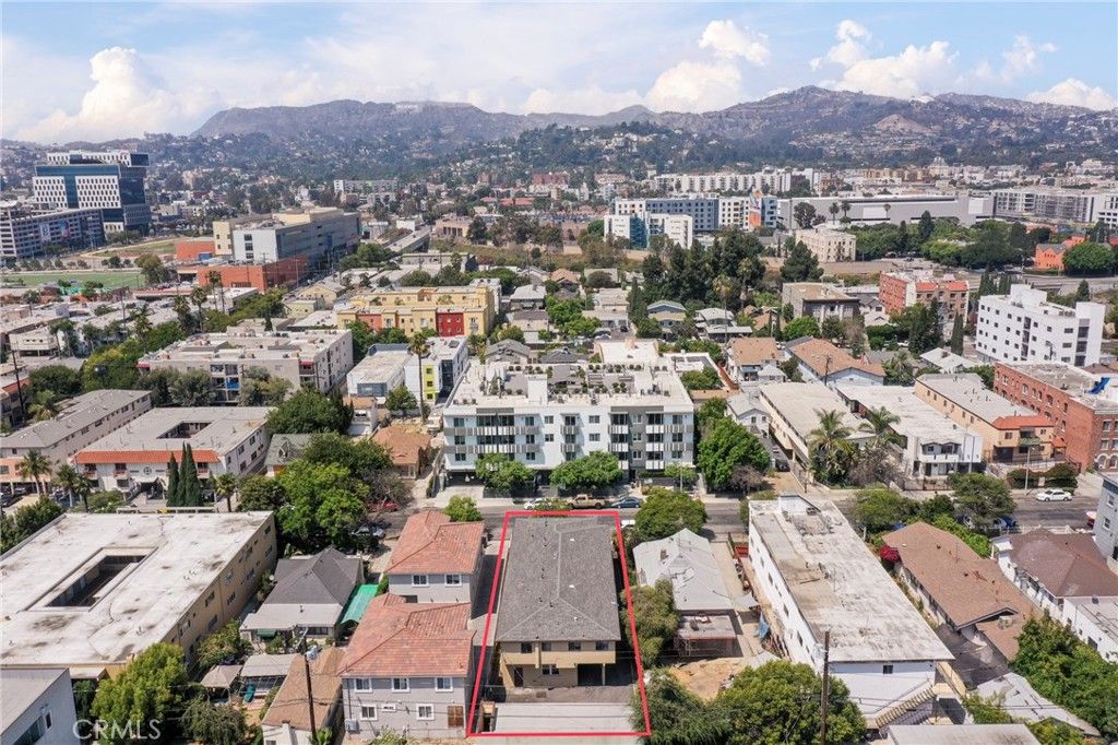 5642 Lexington Avenue, Los Angeles, CA 90038