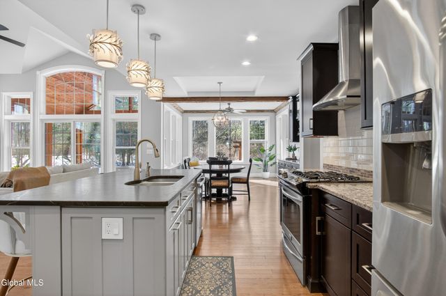 21 Saw Mill Court, Wilton, NY 12866