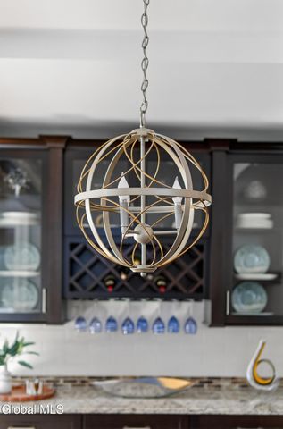 21 Saw Mill Court, Wilton, NY 12866