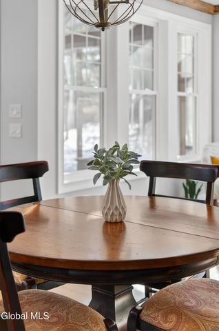 21 Saw Mill Court, Wilton, NY 12866