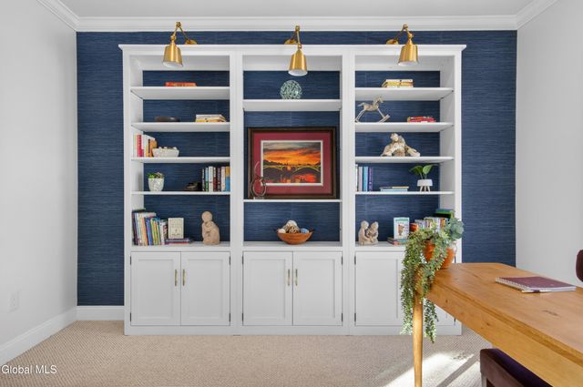 21 Saw Mill Court, Wilton, NY 12866