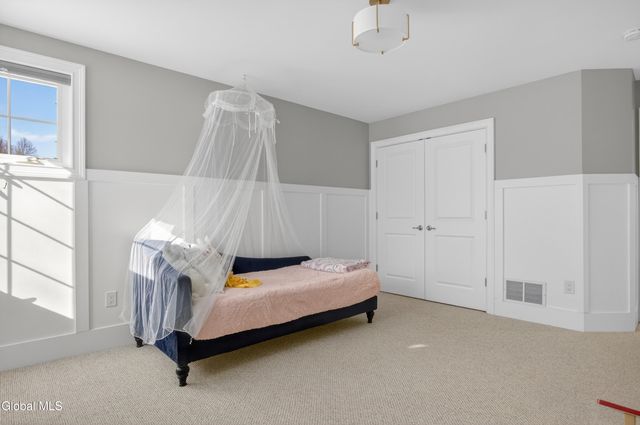 21 Saw Mill Court, Wilton, NY 12866