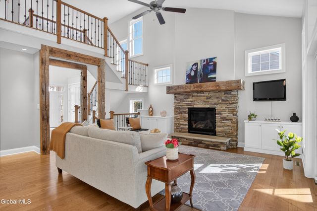 21 Saw Mill Court, Wilton, NY 12866