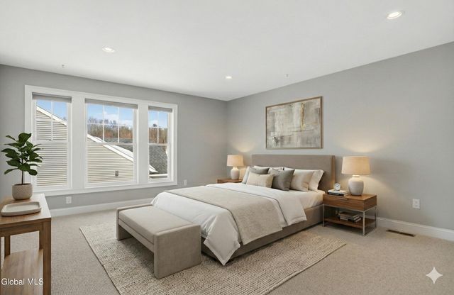 21 Saw Mill Court, Wilton, NY 12866