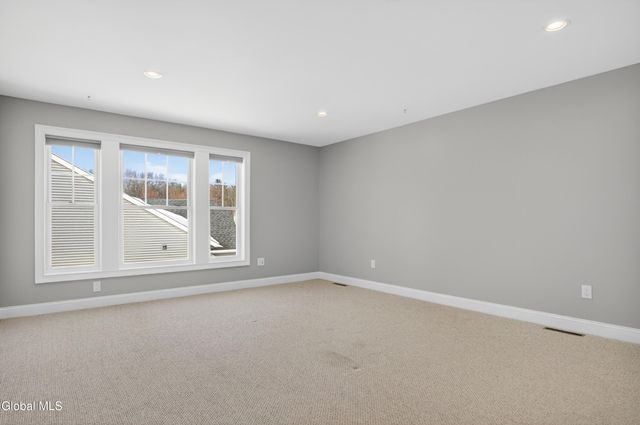 21 Saw Mill Court, Wilton, NY 12866