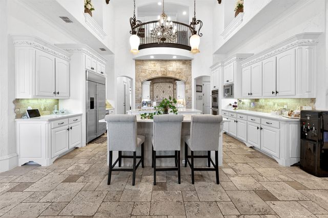 1202 Club House Court, Southlake, TX 76092