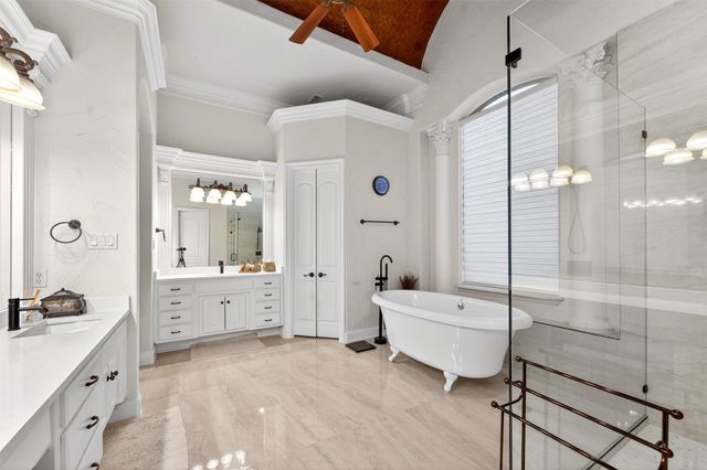 1202 Club House Court, Southlake, TX 76092