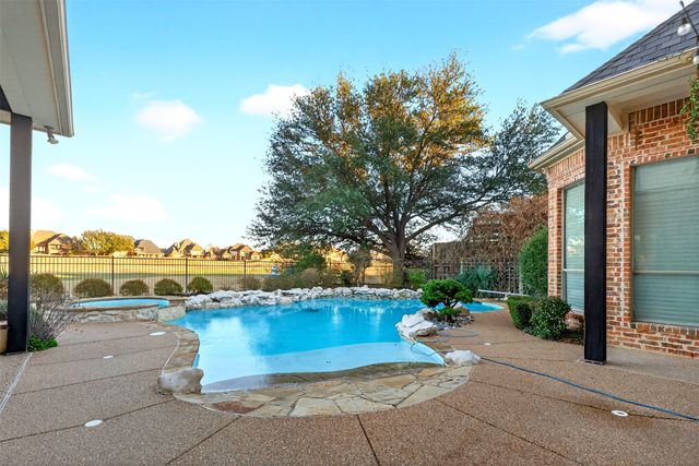 1202 Club House Court, Southlake, TX 76092