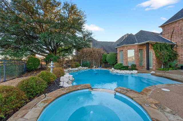1202 Club House Court, Southlake, TX 76092